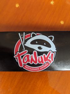 Tanuki Restaurante Japones chopsticks Peru